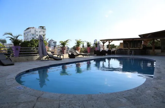 Ramada Princess Hotel Casino Santo Domingo piscina